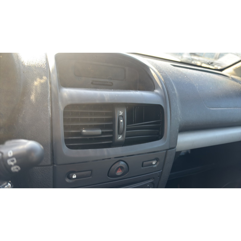 Boitier de prechauffage RENAULT CLIO 2 CAMPUS Photo n°17