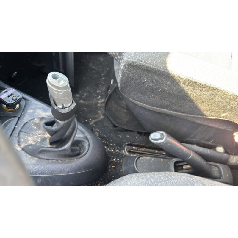 Boitier de prechauffage RENAULT CLIO 2 CAMPUS Photo n°19