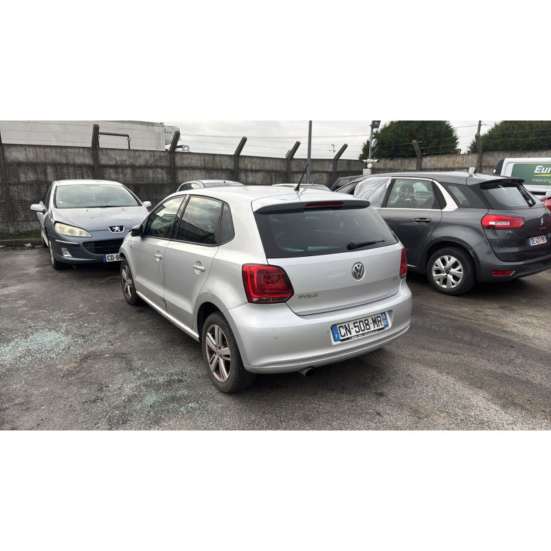 Vitre arriere gauche VOLKSWAGEN POLO 5 Photo n°6