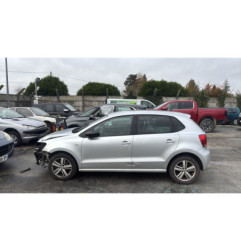 Vitre arriere gauche VOLKSWAGEN POLO 5