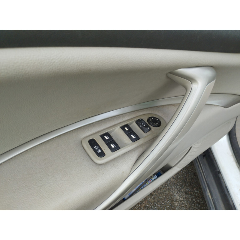 Vitre avant gauche CITROEN C5 2 Photo n°16