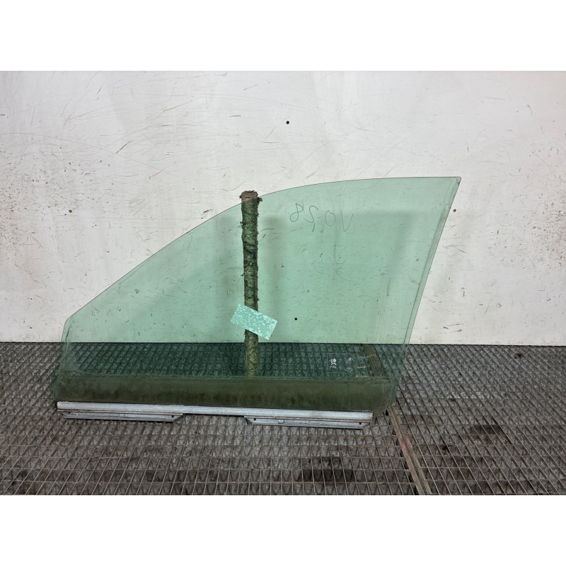 Vitre avant droit RENAULT SAFRANE Photo n°3