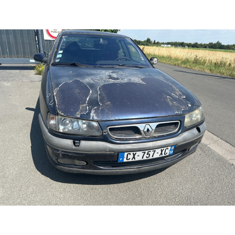 Vitre avant droit RENAULT SAFRANE Photo n°14
