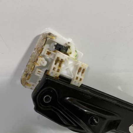 Leve vitre electrique avant droit FIAT PANDA 3