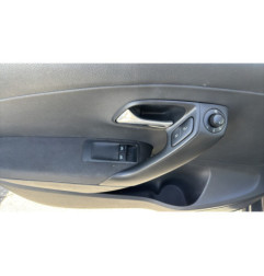 Custode arriere droit VOLKSWAGEN POLO 5