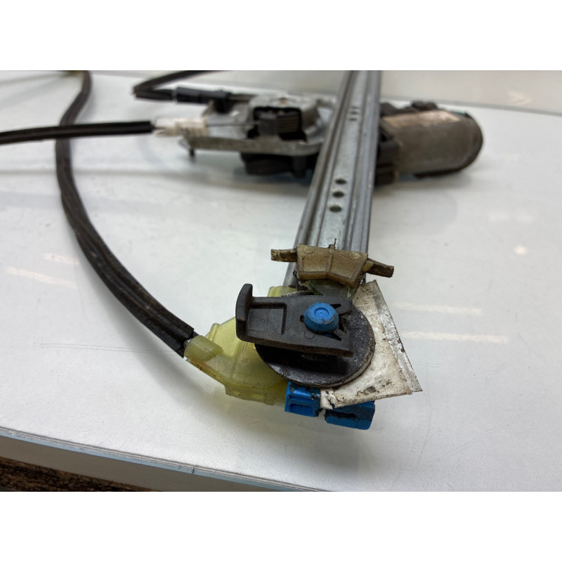 Leve vitre electrique avant gauche RENAULT LAGUNA 2 Photo n°3