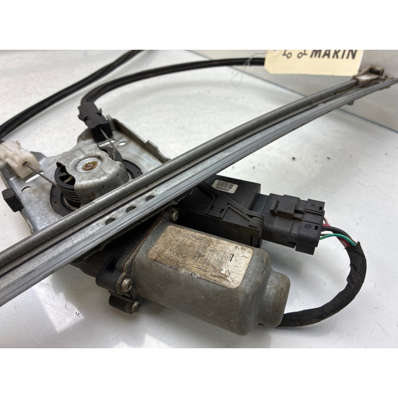 Leve vitre electrique avant gauche RENAULT LAGUNA 2 Photo n°6