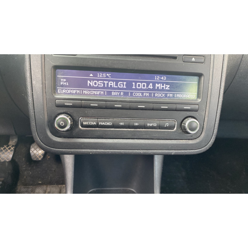 Interrupteur de leve vitre avant droit SKODA FABIA 2 Photo n°12