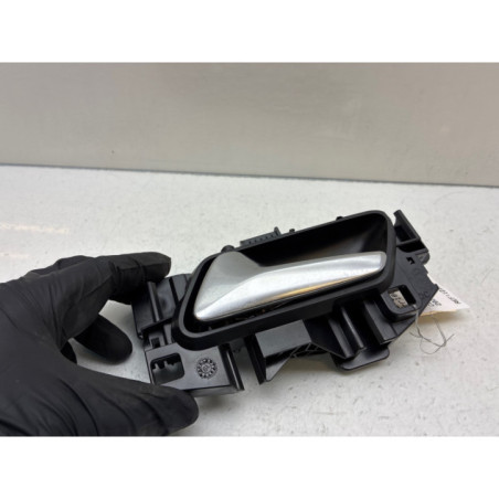 Poignee interieur arriere gauche OPEL CORSA F Photo n°1