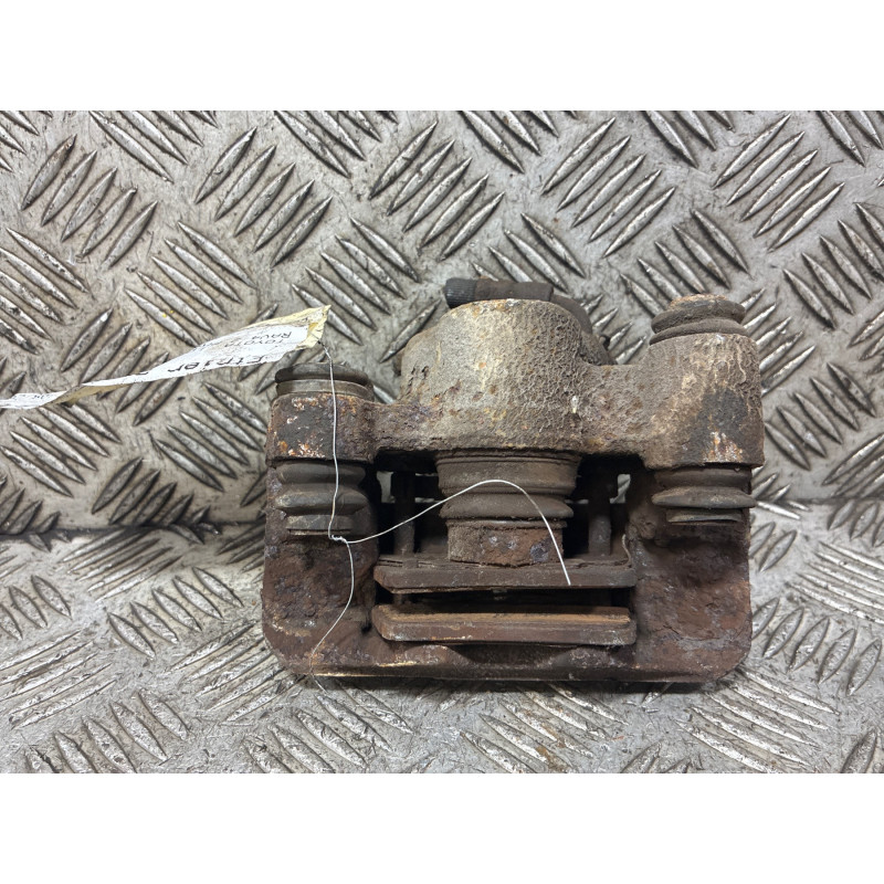 Etrier arriere droit (freinage) TOYOTA RAV4 2 Photo n°2
