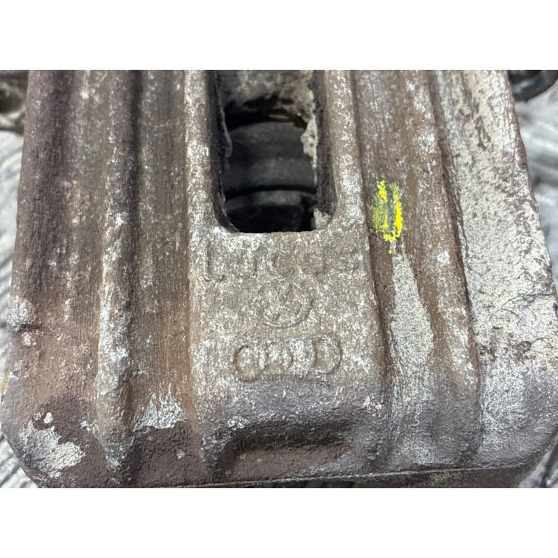 Etrier arriere gauche (freinage) SKODA OCTAVIA 1 Photo n°2