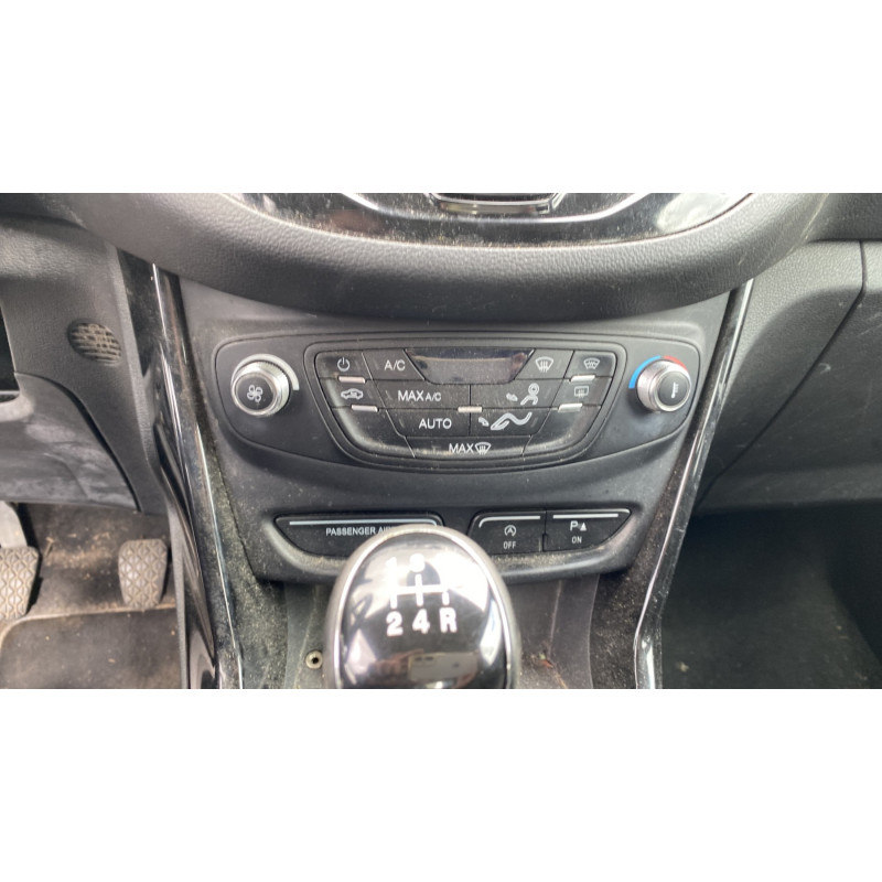 Fermeture de capot FORD B-MAX Photo n°11