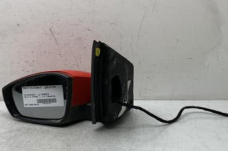 Retroviseur gauche VOLKSWAGEN POLO 5