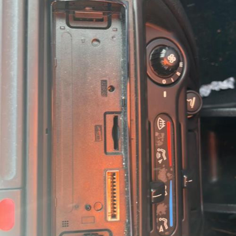 Poignee porte avant gauche CITROEN SAXO Photo n°11