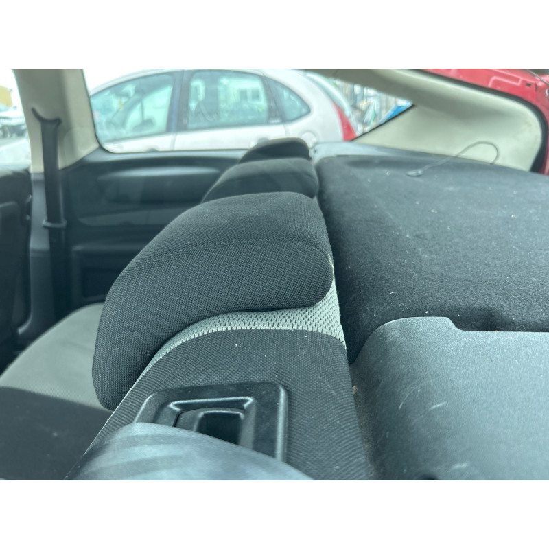 Feu arriere principal droit (feux) CITROEN C4 1 Photo n°20