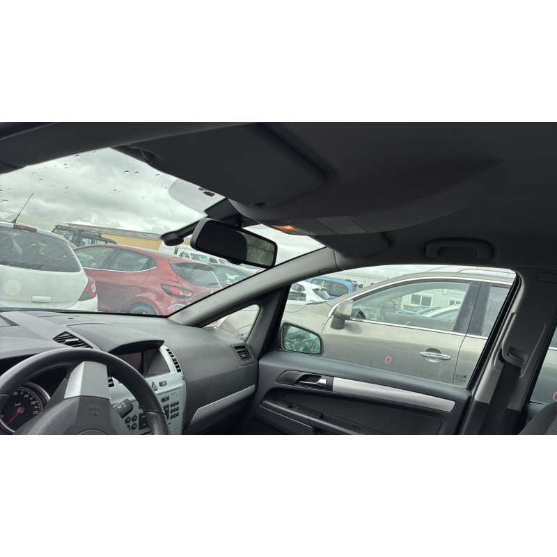 Feu arriere principal gauche (feux) OPEL ZAFIRA B Photo n°17