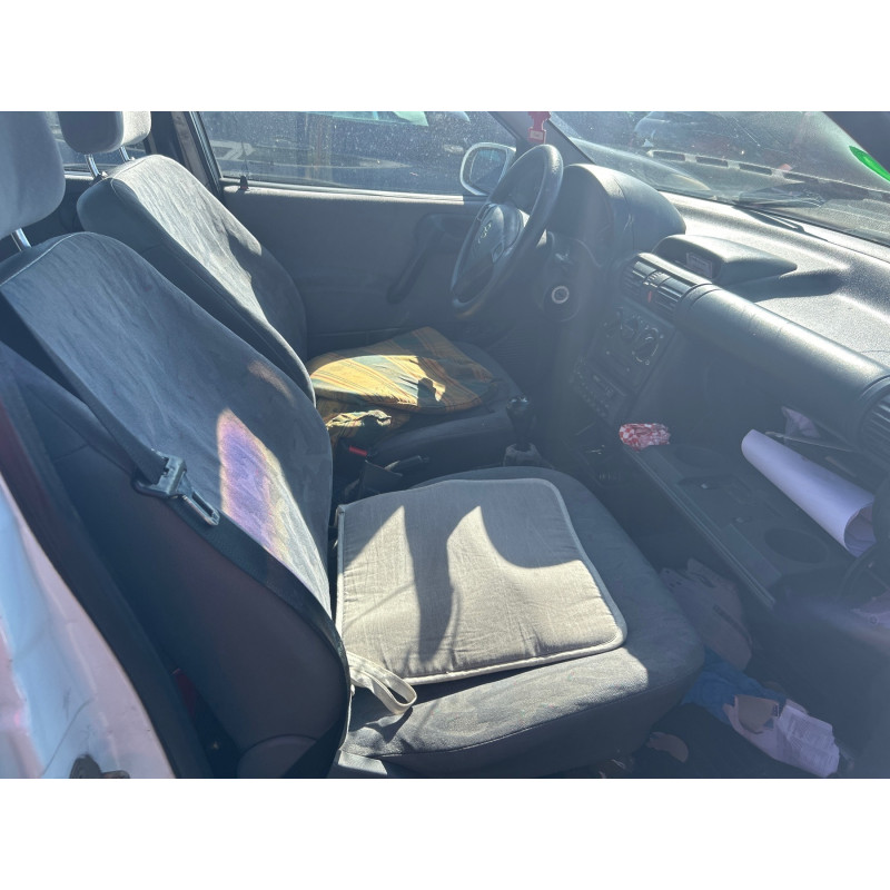 Moteur essuie glace avant OPEL CORSA B Photo n°15