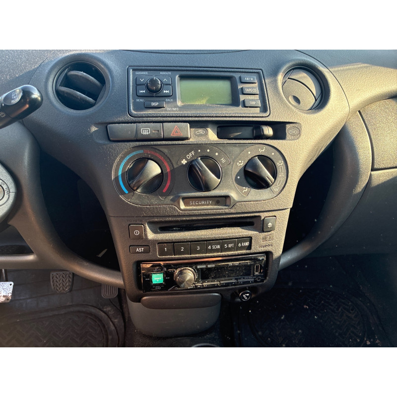 Feu arriere principal gauche (feux) TOYOTA YARIS 1 Photo n°20