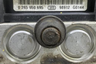 Bloc ABS (freins anti-blocage) HYUNDAI I 30 1