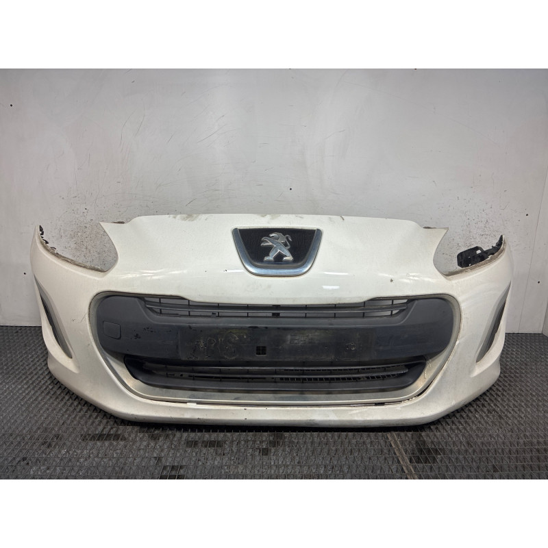 Pare choc avant PEUGEOT 308 1 Photo n°2