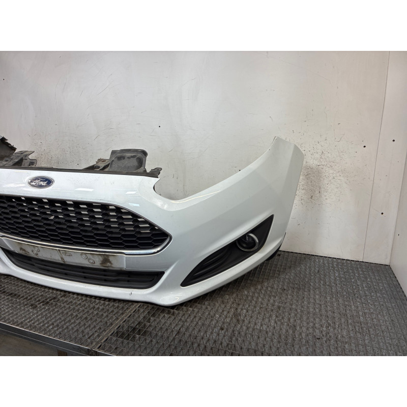 Pare choc avant FORD FIESTA 6 Photo n°4