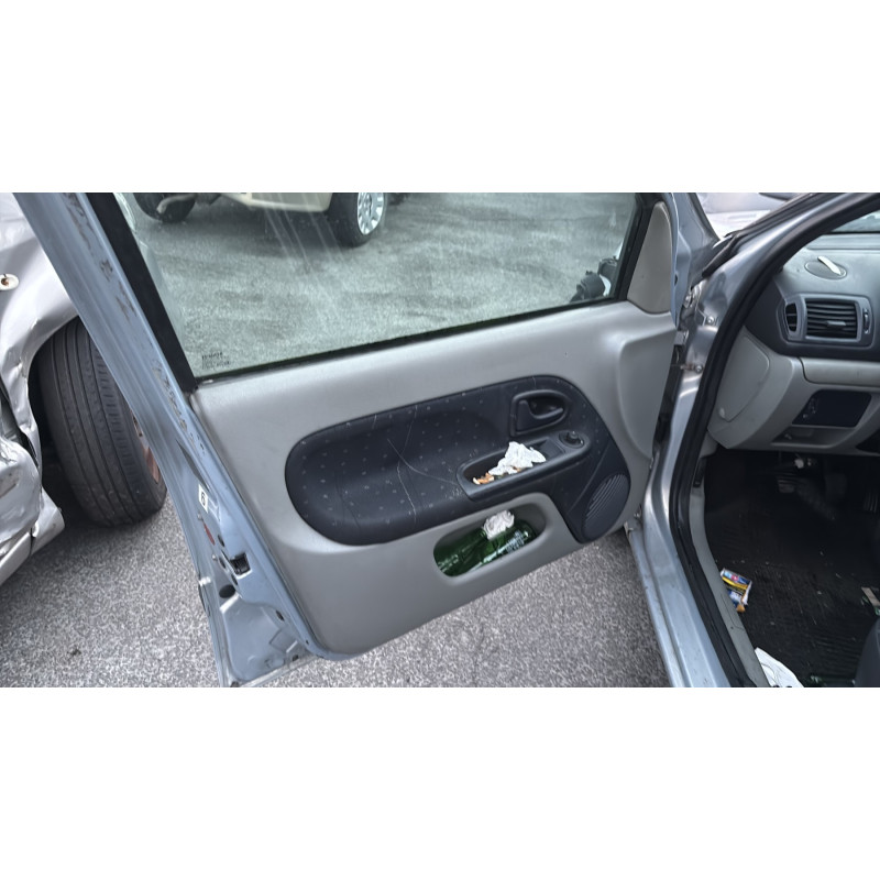 Optique avant principal droit (feux)(phare) RENAULT CLIO 2 Photo n°13