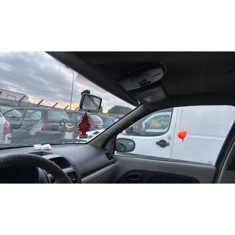 Optique avant principal droit (feux)(phare) RENAULT CLIO 2 Photo n°17