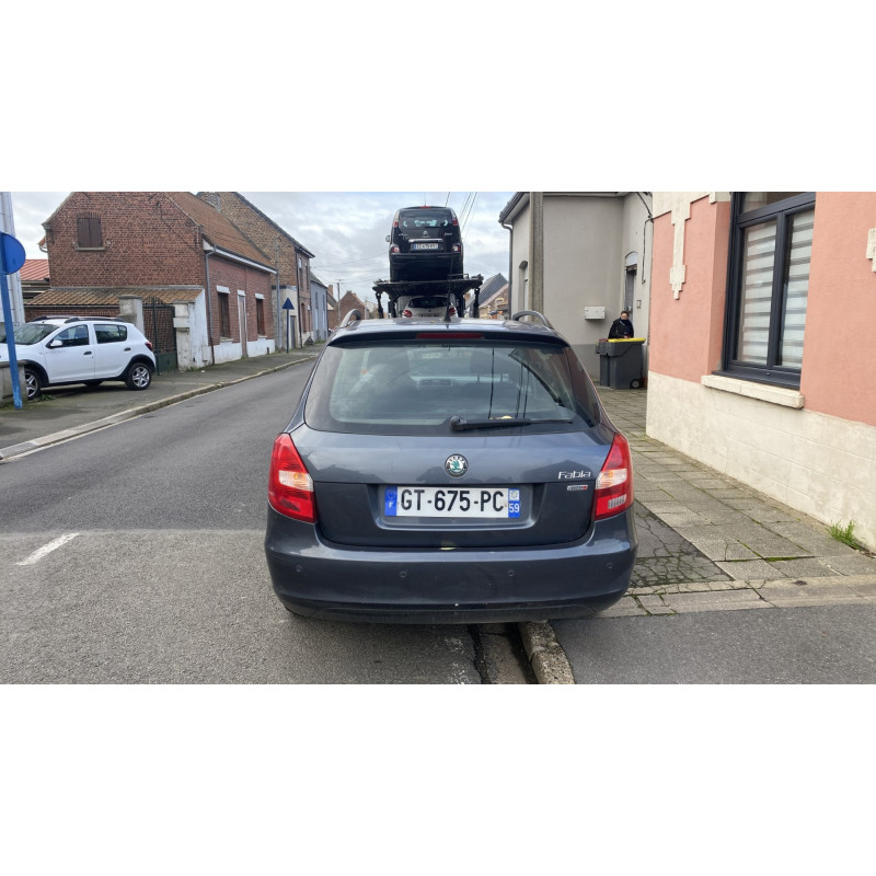 Pare choc avant SKODA FABIA 2 Photo n°10