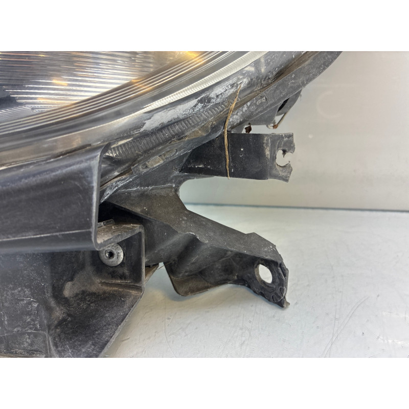 Optique avant principal gauche (feux)(phare) RENAULT CLIO 3 Photo n°2