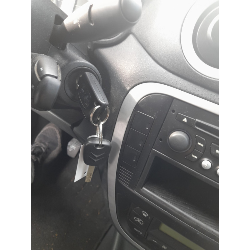 Optique avant principal droit (feux)(phare) CITROEN C3 PLURIEL Photo n°16