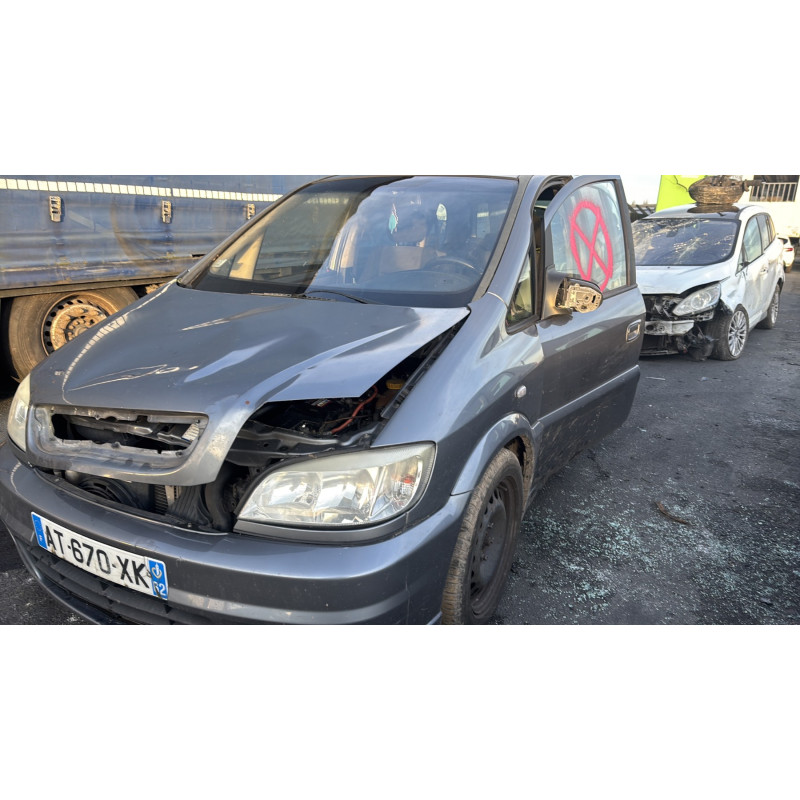 Feu arriere principal gauche (feux) OPEL ZAFIRA A Photo n°4