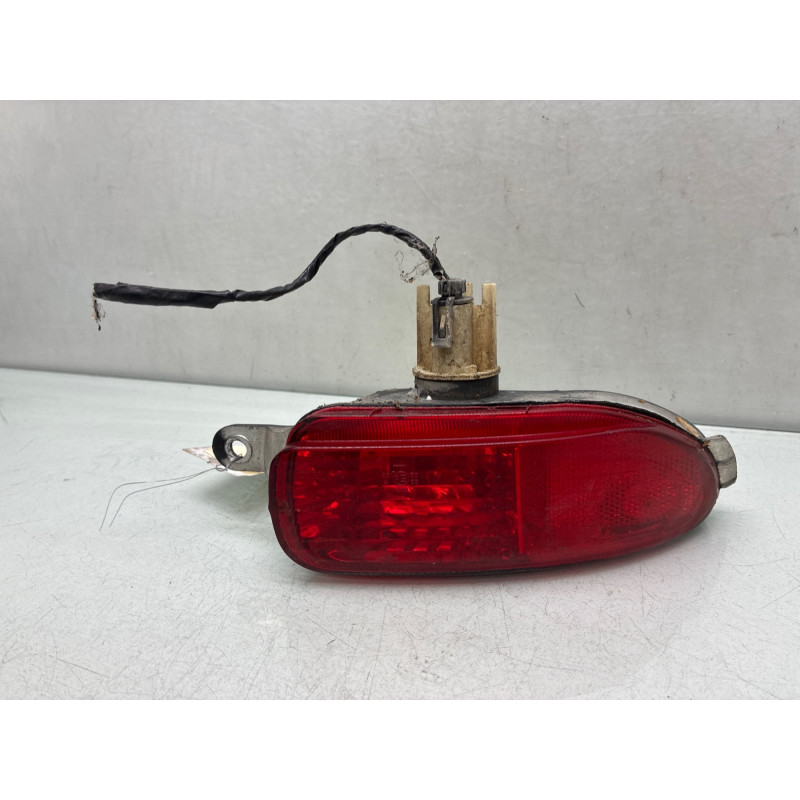 Anti brouillard arriere gauche OPEL CORSA C Photo n°2