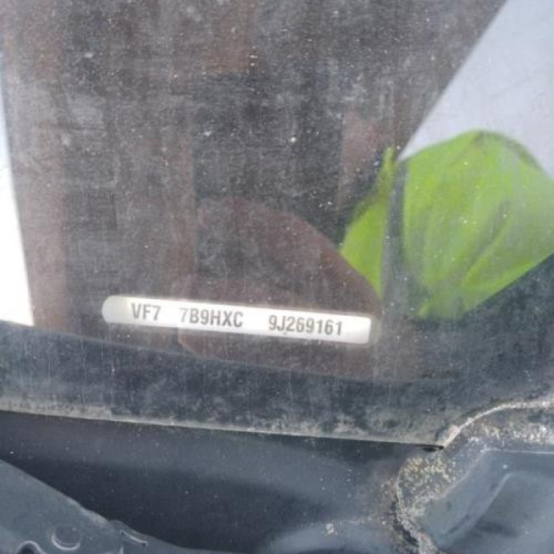 Pretensionneur de ceinture avant droit CITROEN BERLINGO 2 Photo n°8