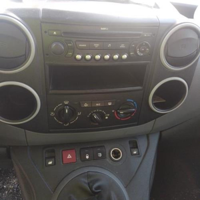 Pretensionneur de ceinture avant droit CITROEN BERLINGO 2 Photo n°11