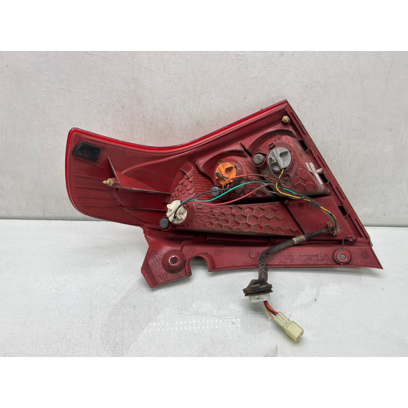 Feu arriere principal gauche (feux) SUZUKI SWIFT 3 Photo n°3