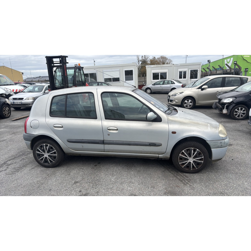 Optique avant principal gauche (feux)(phare) RENAULT CLIO 2 Photo n°16