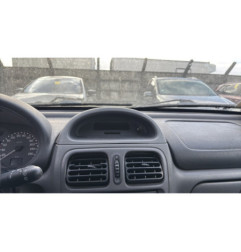 Feu arriere principal gauche (feux) RENAULT CLIO 2