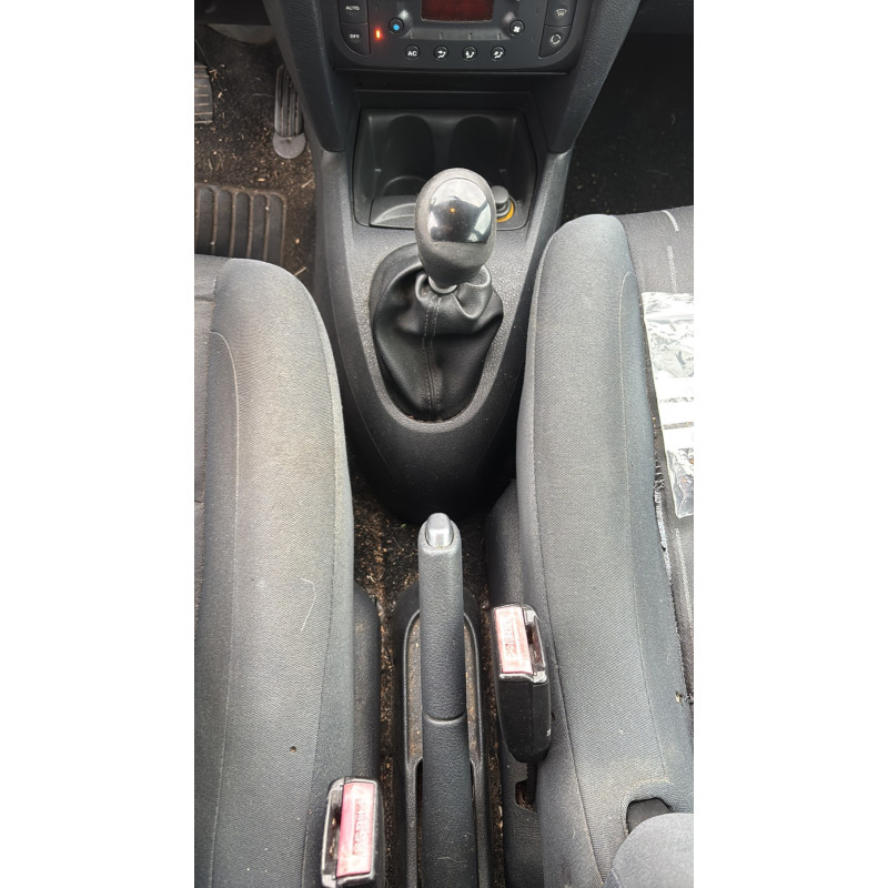 Feu arriere principal gauche (feux) RENAULT CLIO 2 Photo n°20