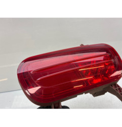 Anti brouillard arriere gauche PEUGEOT 5008 1