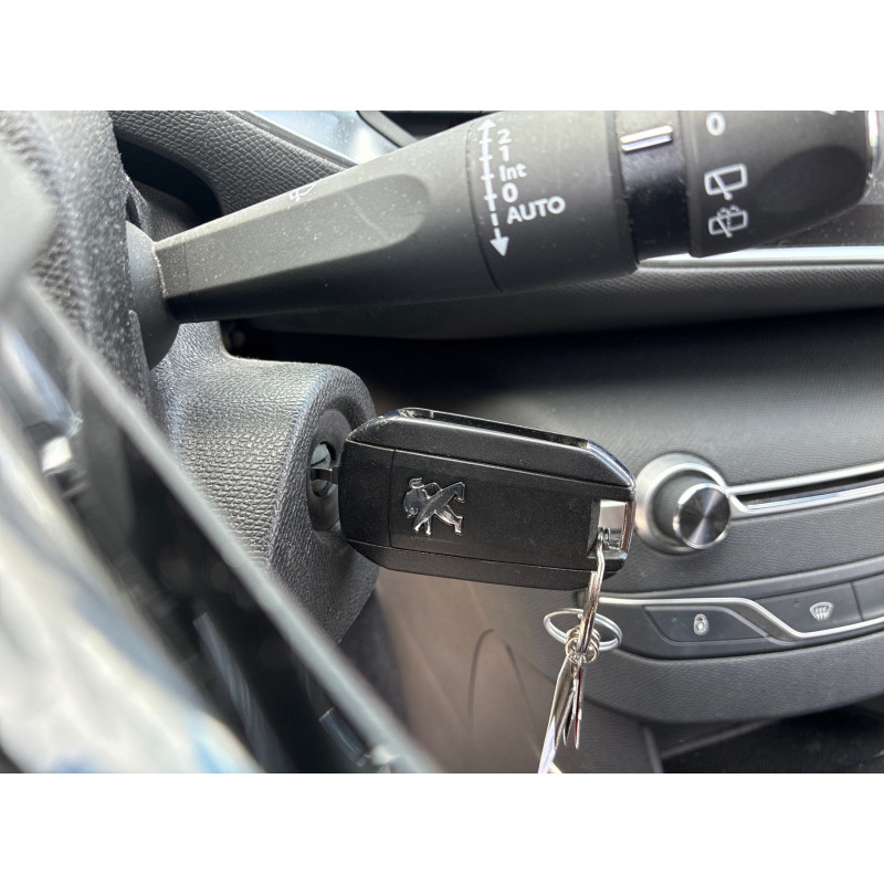 PEUGEOT 308 2 PHASE 2 1.2 PURETECH - 12V TURBO Photo n°18