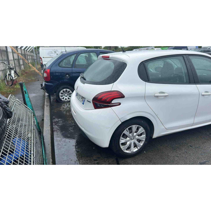 PEUGEOT 208 1 PHASE 2 1.6 BLUE HDI - 8V TURBO Photo n°2