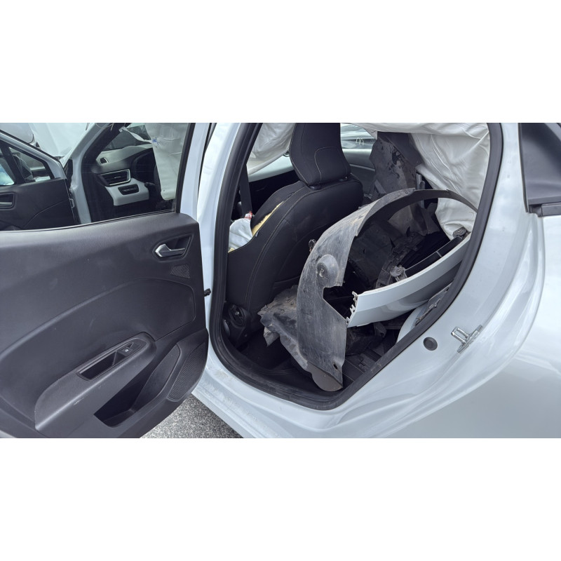 RENAULT CLIO 5 PHASE 1 1.6i - 16V SCE 145 E-TECH Photo n°14