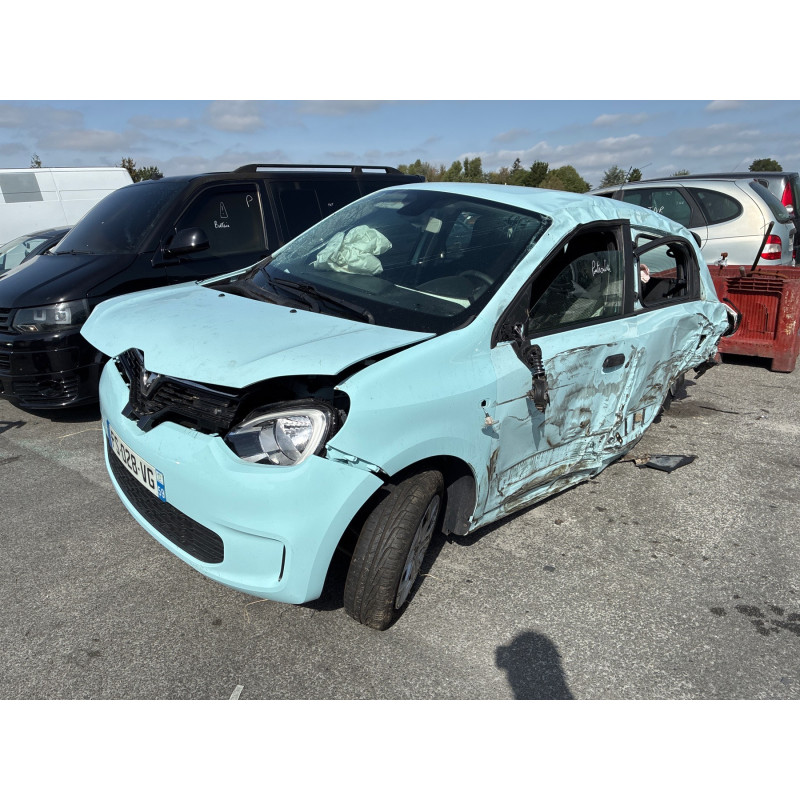 RENAULT TWINGO 3 PHASE 1 1.0i - 12V SCE 65 Photo n°4
