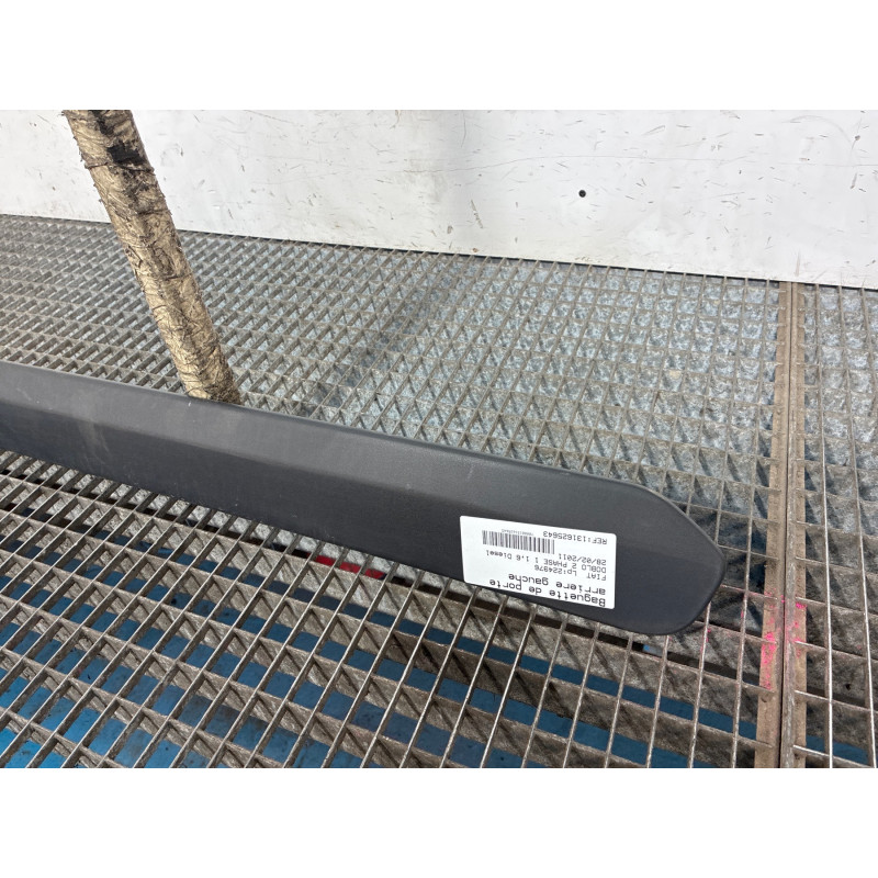 Baguette de porte arriere gauche  FIAT DOBLO 2 Photo n°3