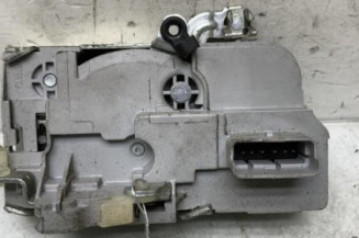 Serrure avant droit PEUGEOT PARTNER 1