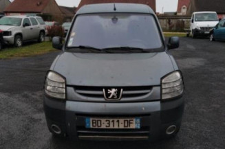 Serrure avant droit PEUGEOT PARTNER 1