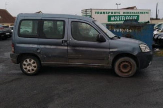 Serrure avant droit PEUGEOT PARTNER 1