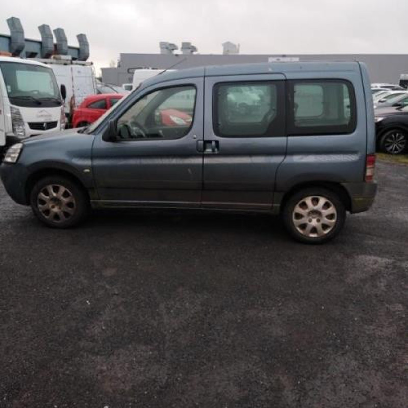 Serrure avant droit PEUGEOT PARTNER 1 Photo n°7