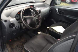 Serrure avant droit PEUGEOT PARTNER 1