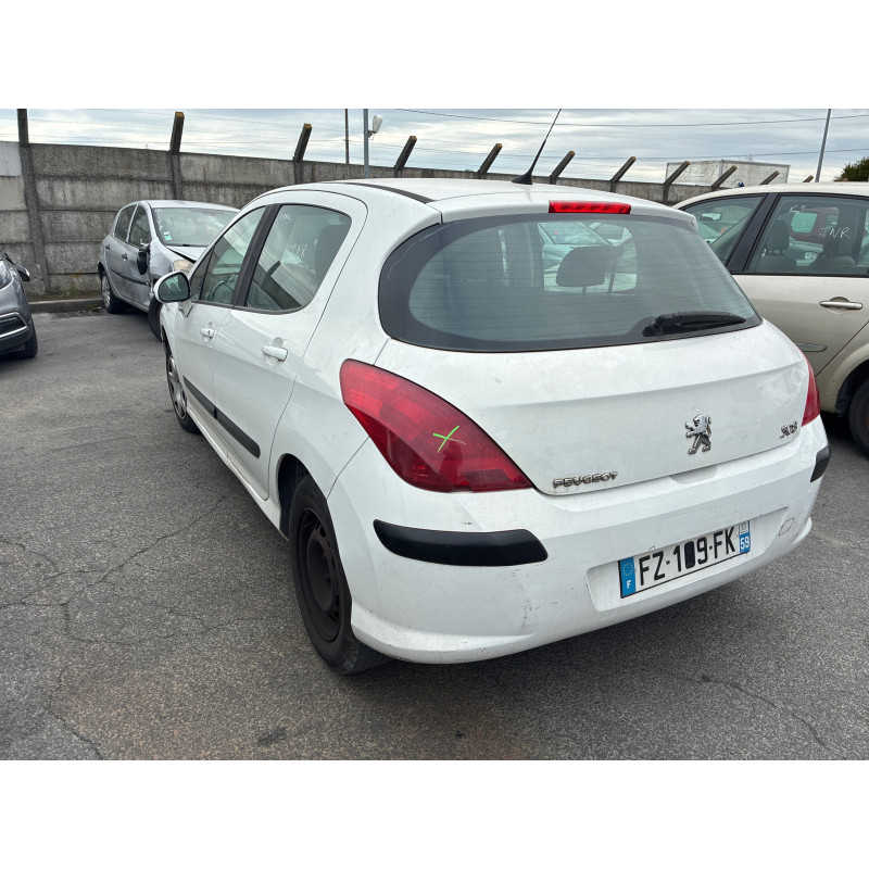 Pare choc avant PEUGEOT 308 1 Photo n°9